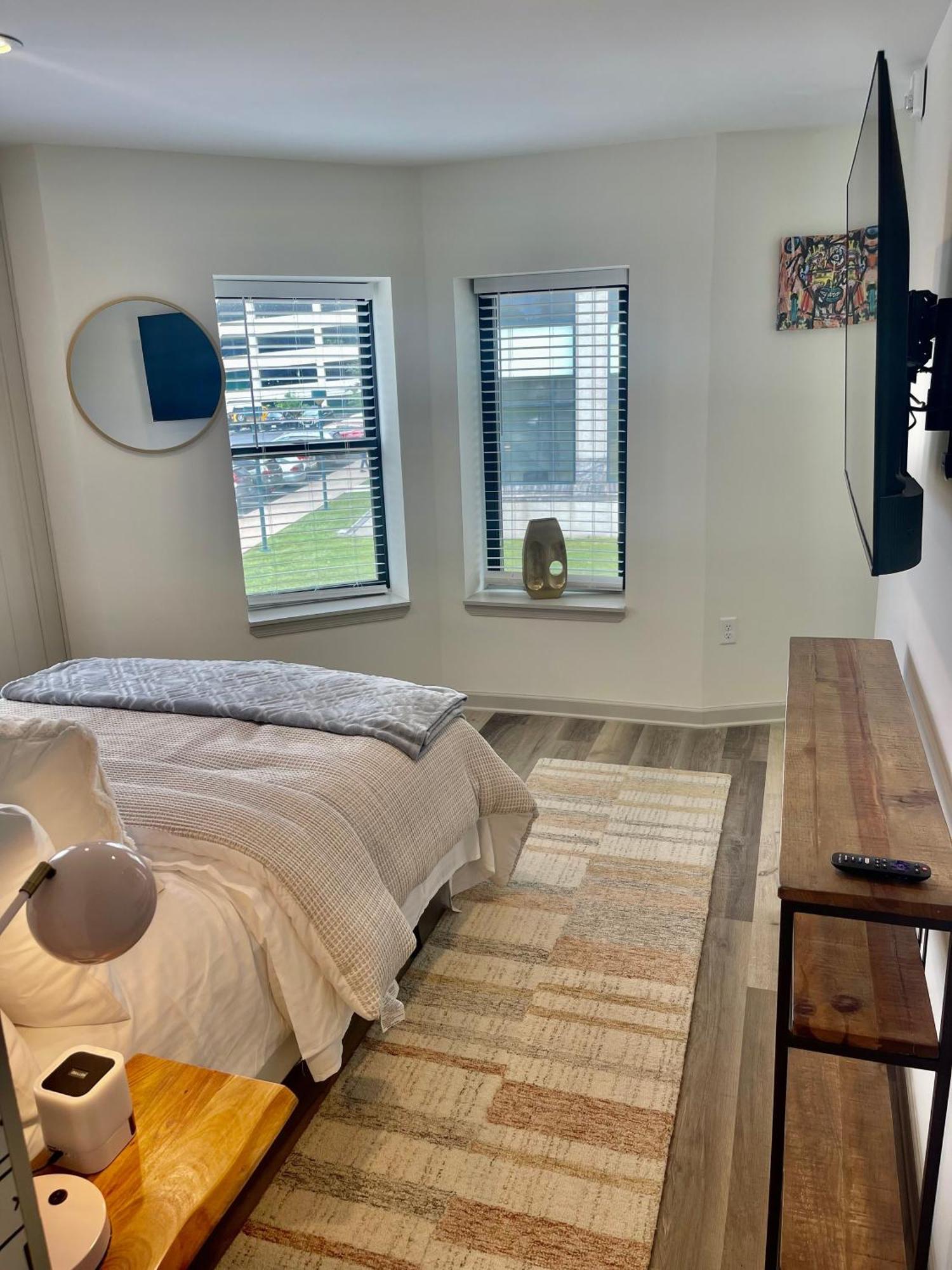 Modern Fully Renovated Suite & Loft In Downtown เทรนตัน ห้อง รูปภาพ