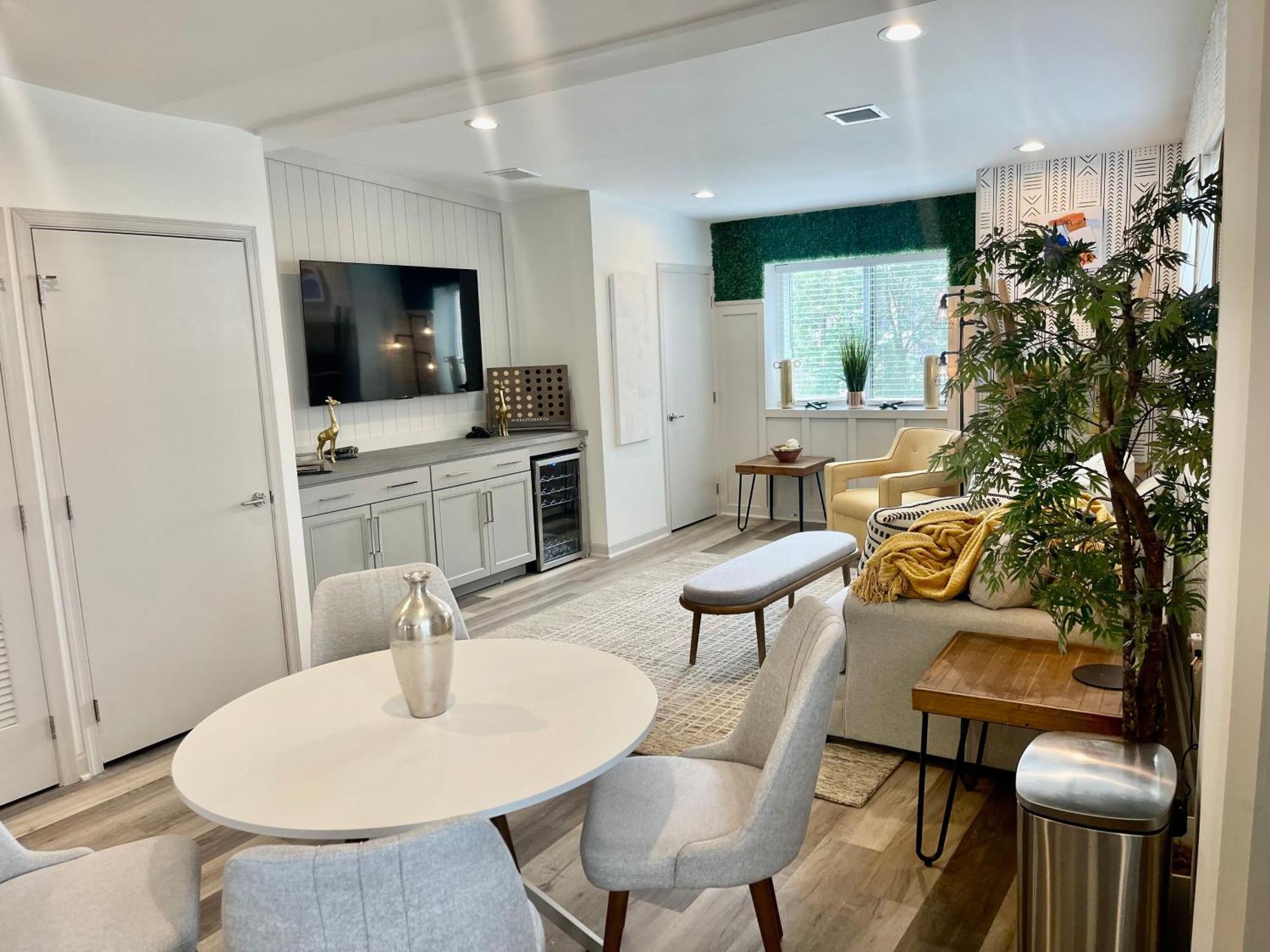 Modern Fully Renovated Suite & Loft In Downtown เทรนตัน ห้อง รูปภาพ